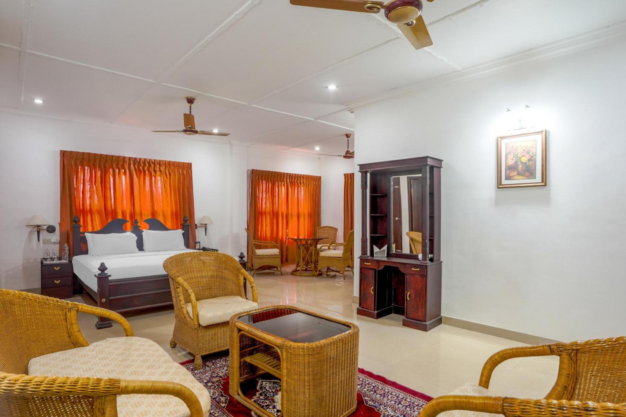 Palette Resorts- Tapovan Green County Thattakād Exteriér fotografie